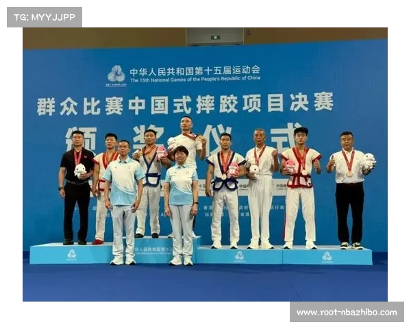 清远中国式摔跤决赛首日三金闪耀 河北布仁吉日嘎拉勇夺男子65公斤金牌 清远中国式摔跤决赛首日三金闪耀 河北布仁吉日嘎拉勇夺男子65公斤金牌